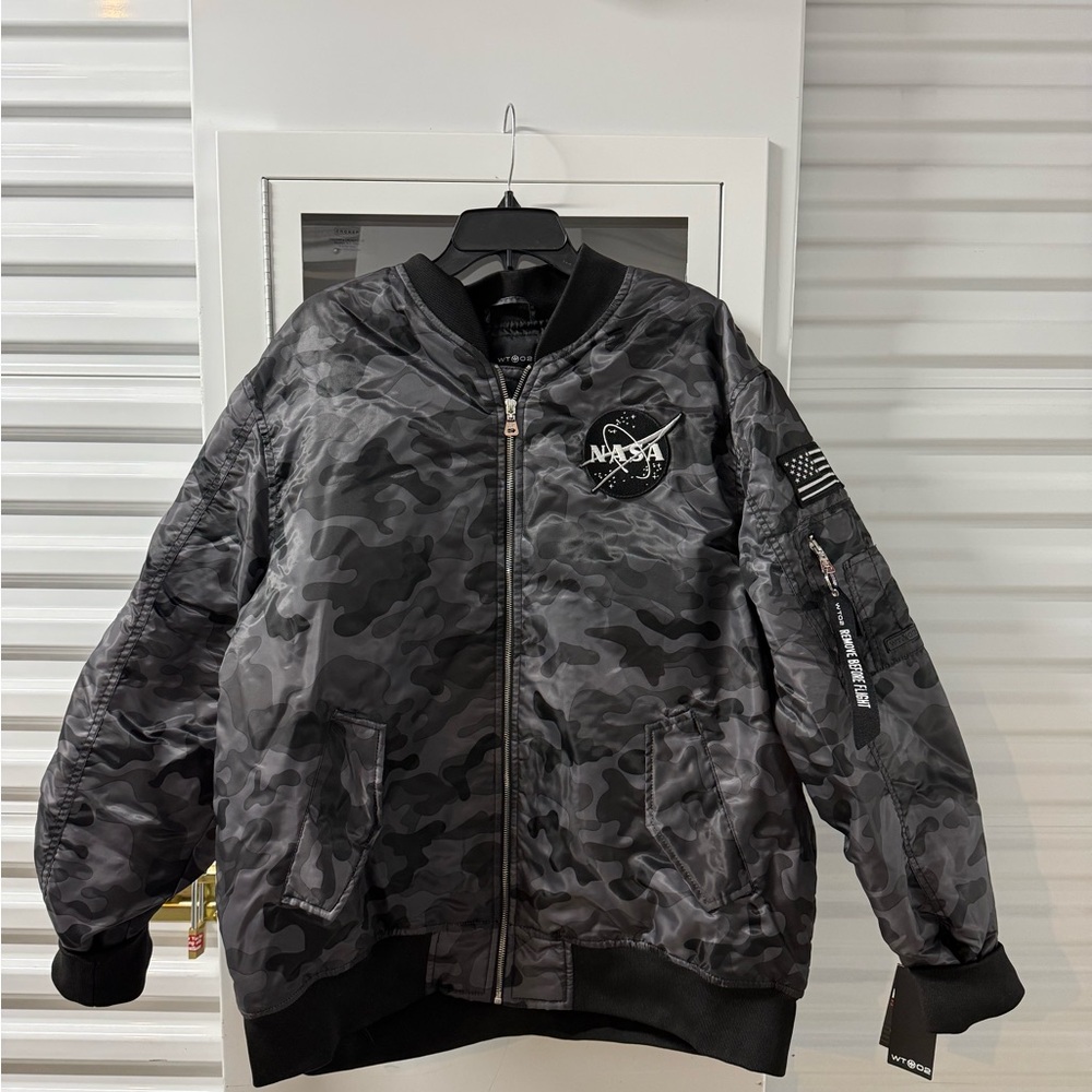 Men’s NASA bomber jacket